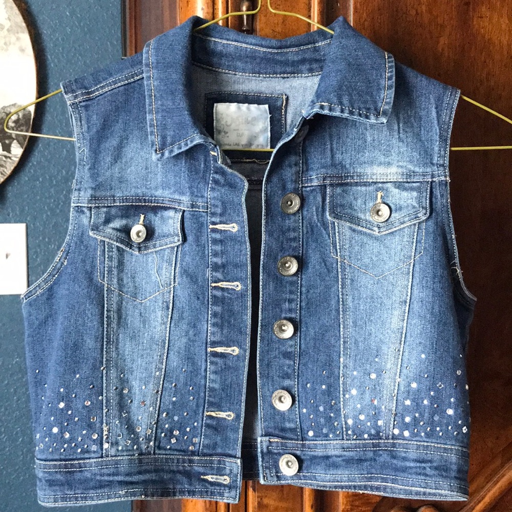 Girls JustIce blue jean vest size 12/14 EUC